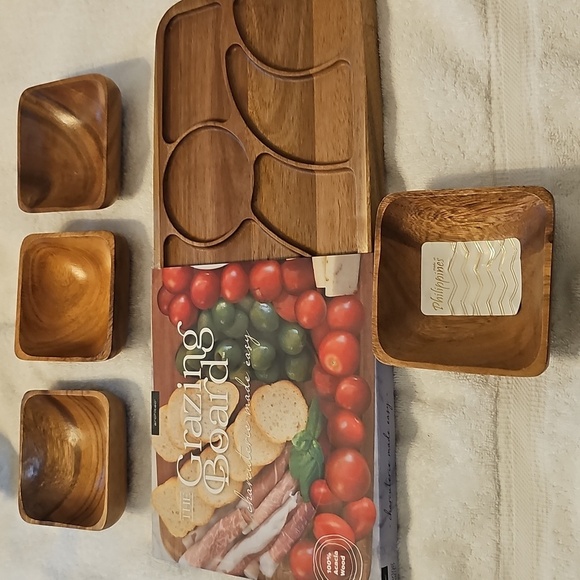 NWT Architec The Grazing Board 100% Acacia Wood 4 Piece Wooden Bowl Set - Picture 9 of 14